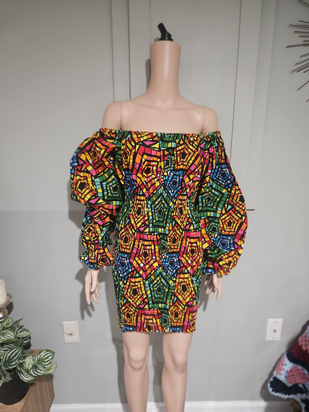 Awelana Tibori NWT Off Shoulder Smocked Mini Dress Colorful Mosaic Print - Picture 5 of 16